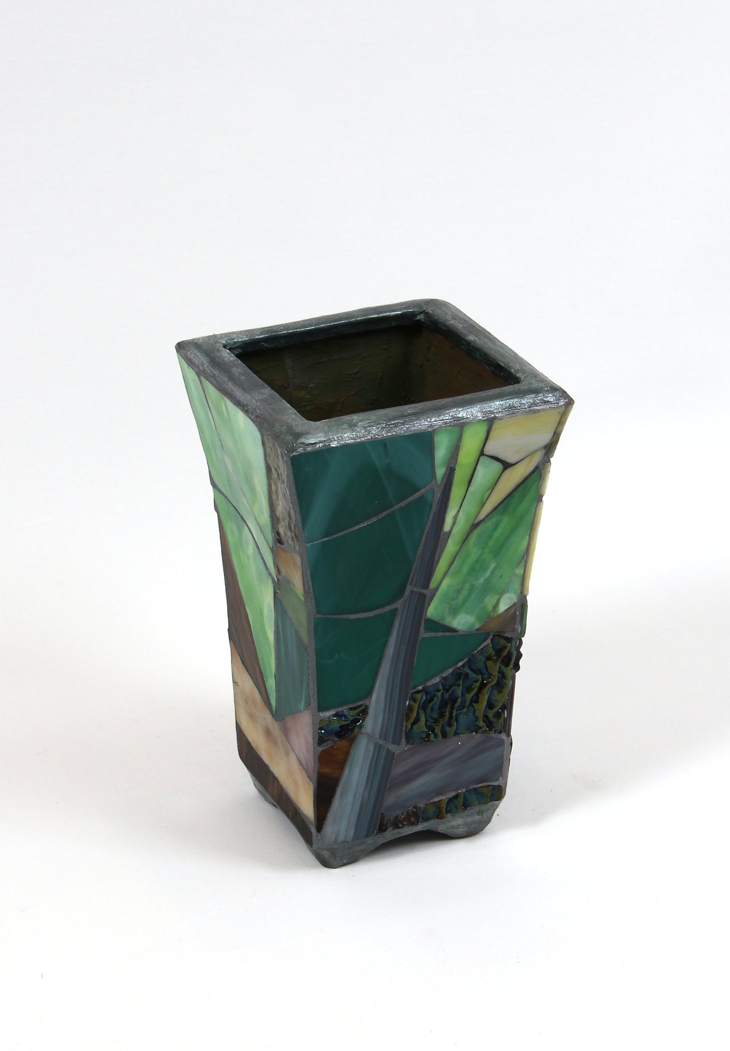 Vase 1 – glasskunst av Berit Sviland fra motsatt side